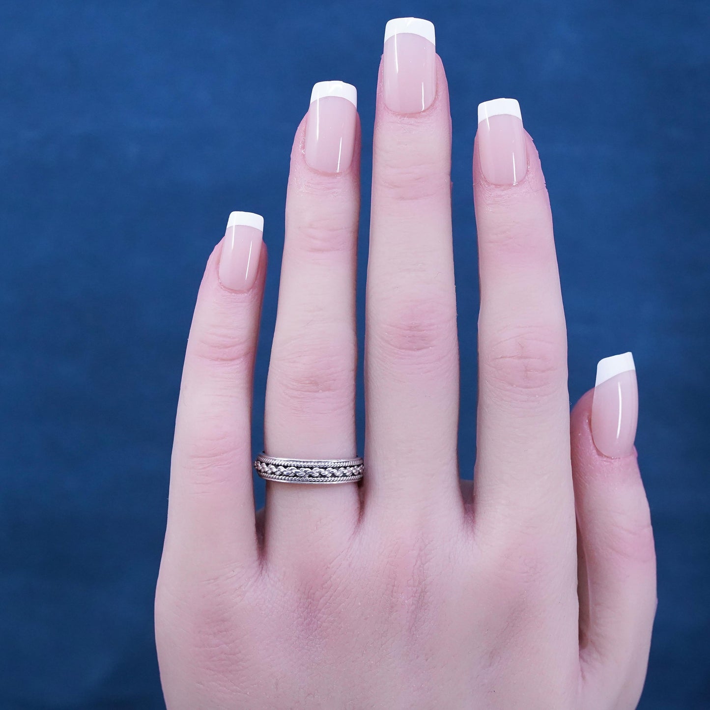 Size 7.5, vintage Sterling silver handmade ring, 925 cable band