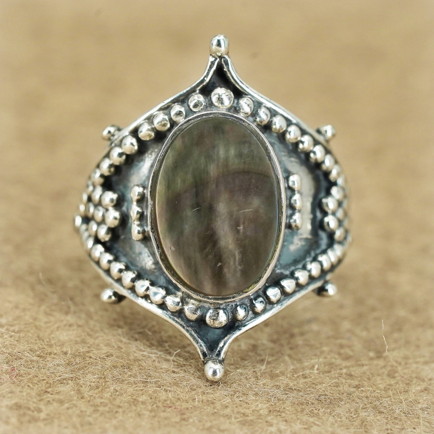 Size 8, Native American navajo Sterling 925 silver handmade ring with abalone