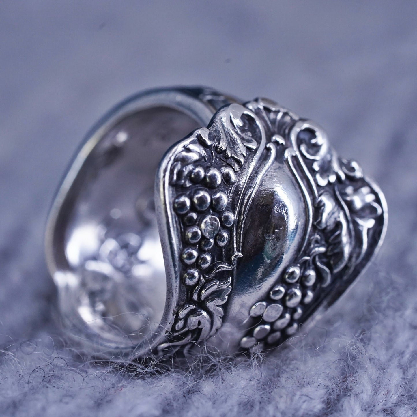 Size 4.5, vintage 1847 Roger’s Bros silver ring, 925 flower spoon wrap band