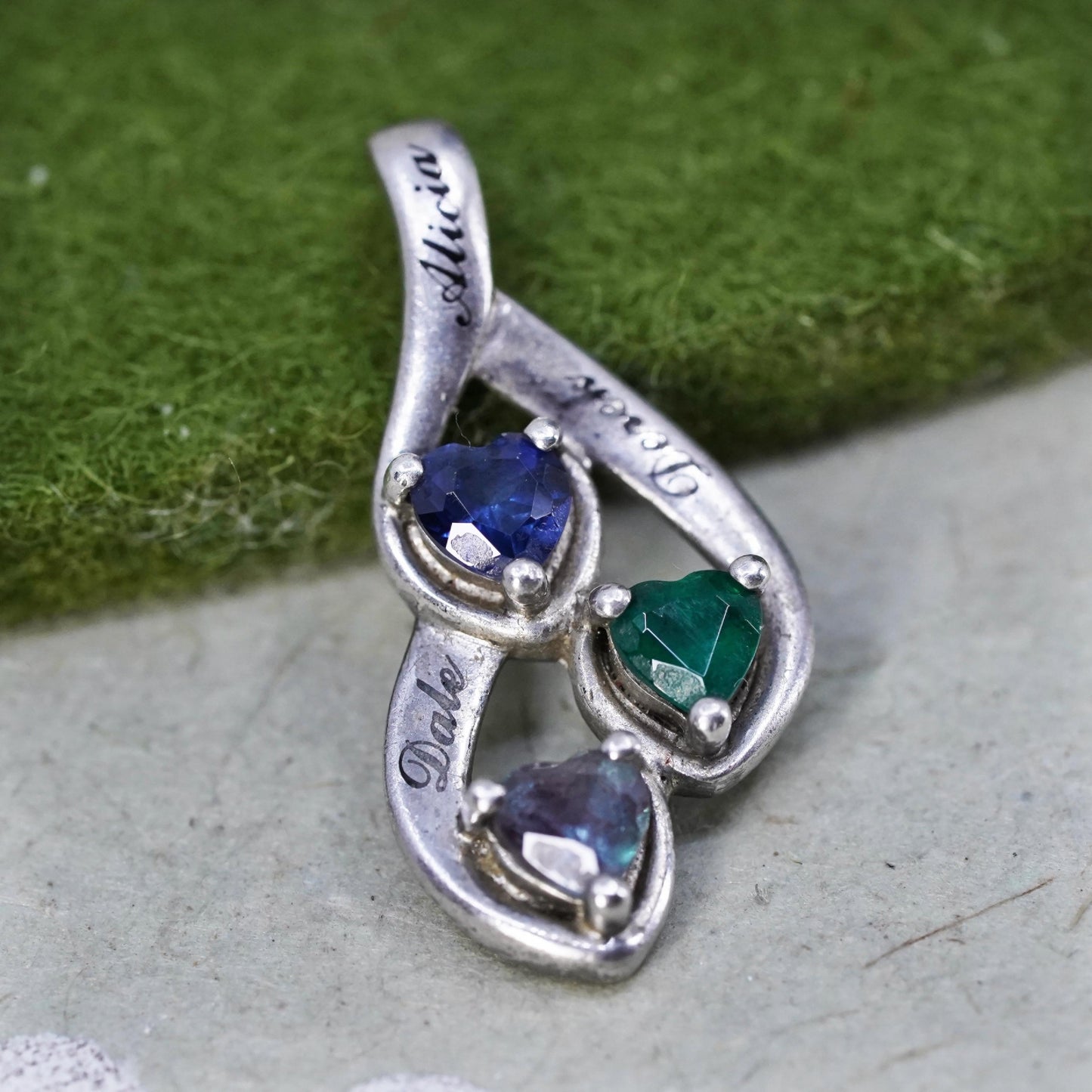 Vintage sterling 925 silver pendant, w/ sapphire peridot chalcedony hearts