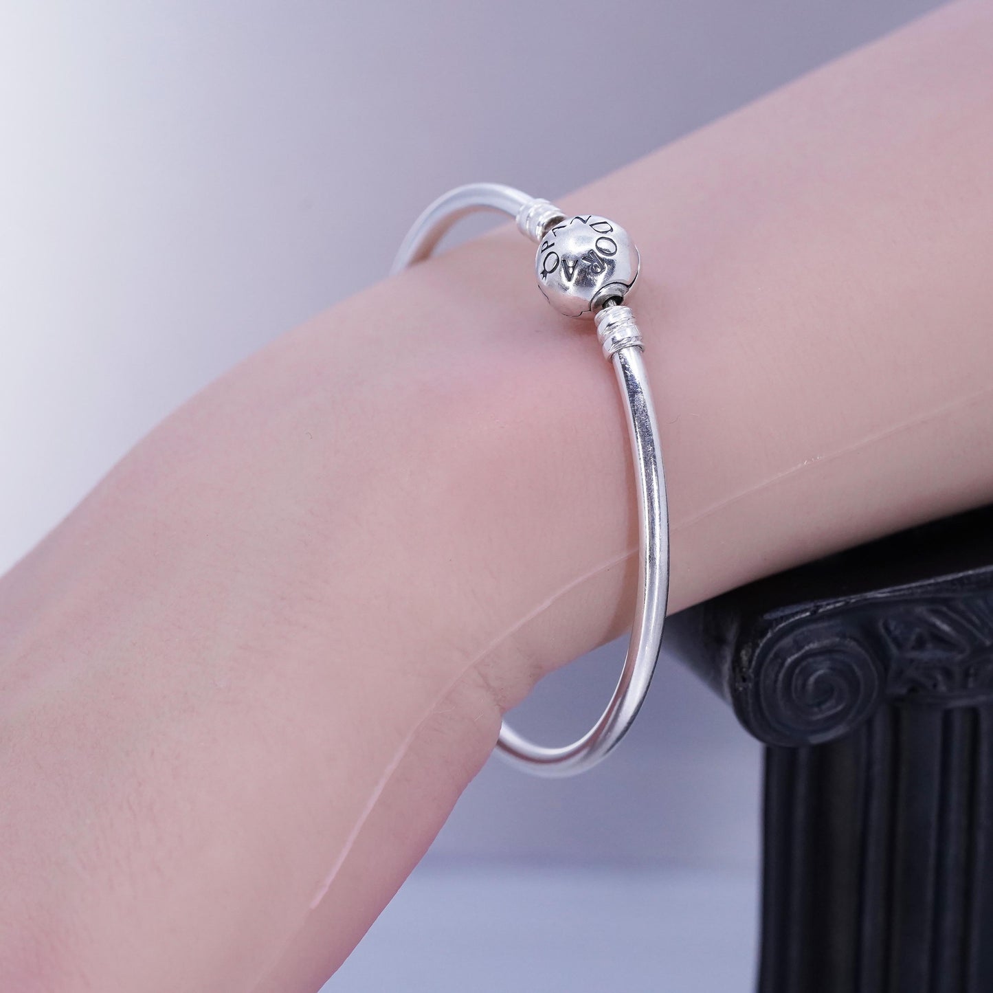 6.75”, Vintage silver tone handmade bracelet, spoon bangle with onyx