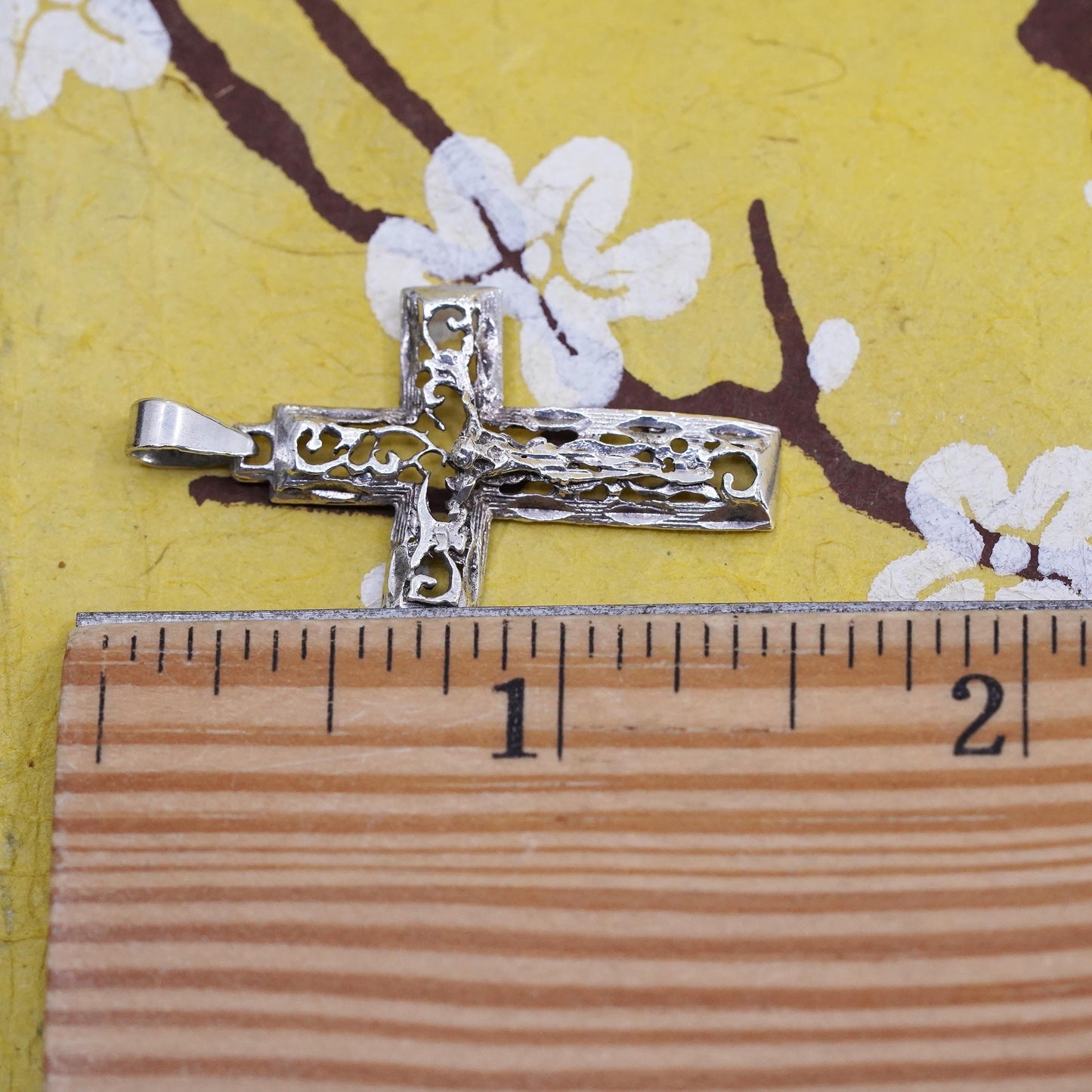 Vintage Sterling silver handmade pendant, 925 filigree cross