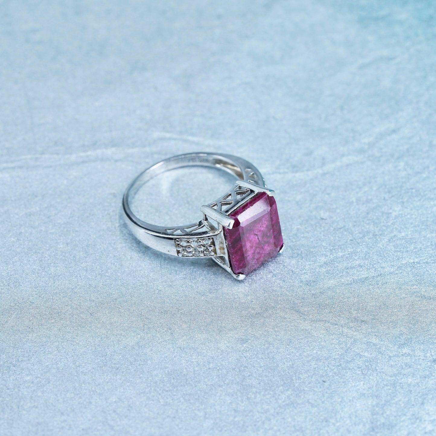 Size 9, vintage Sterling 925 silver ring with ruby and cz