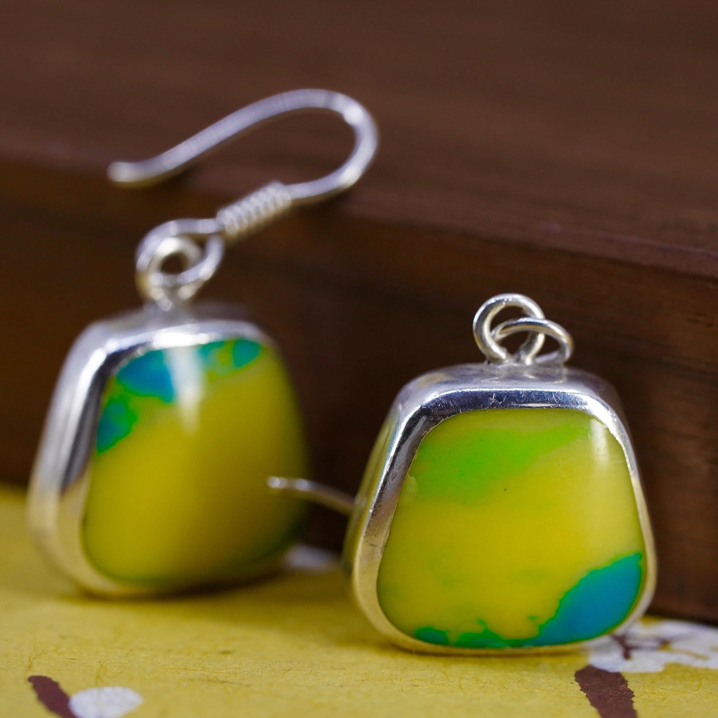 VTG Mexican sterling silver 925 handmade earrings green yellow artisan glass