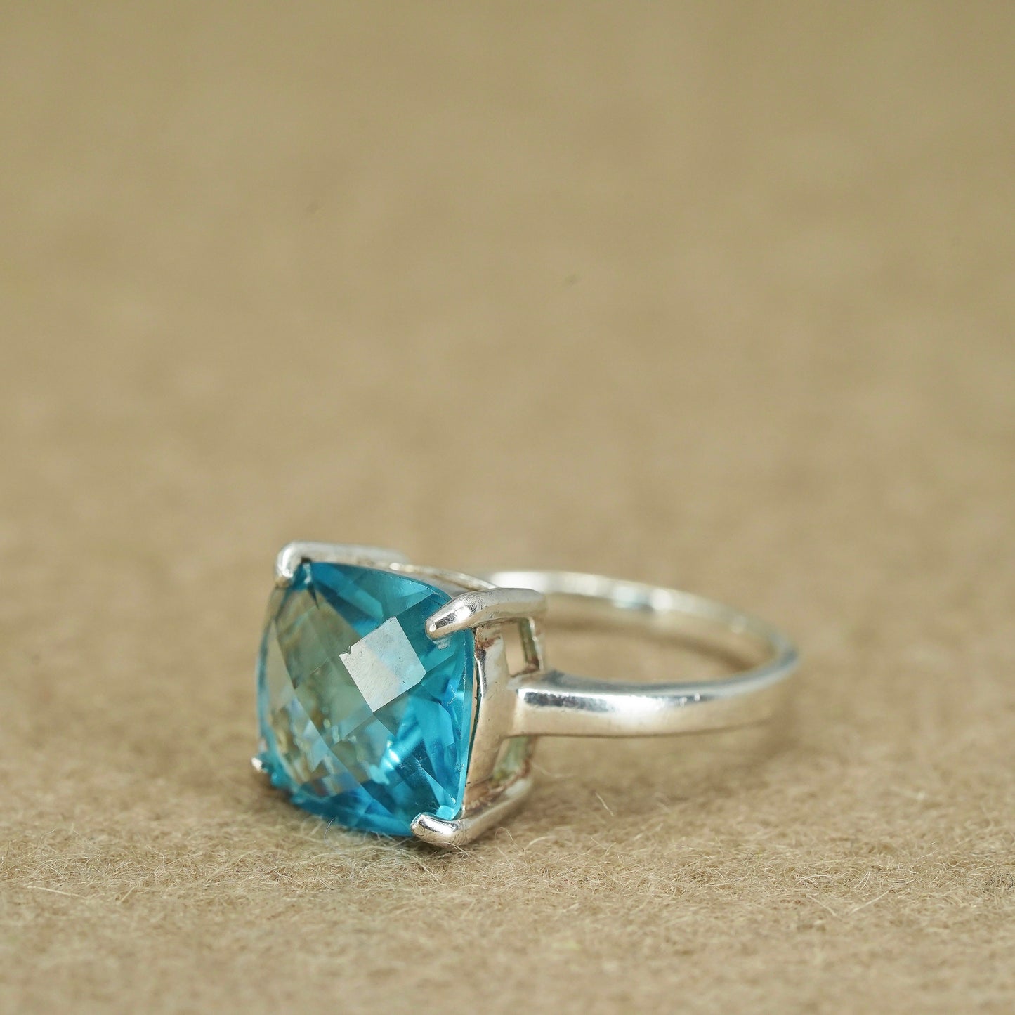 Size 7.25, vintage Sterling 925 silver band ring with checkerboard cut topaz