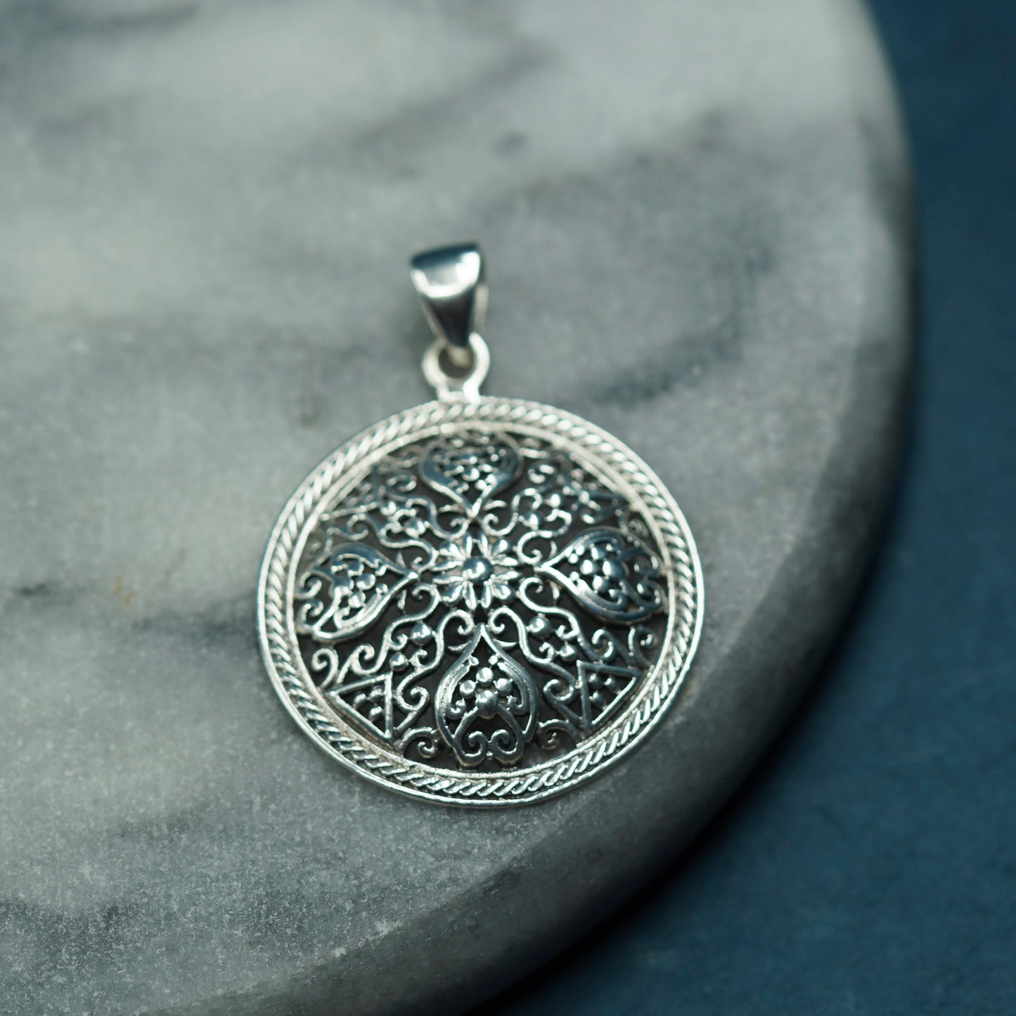 Vintage Sterling silver handmade pendant, 925 filigree circle charm