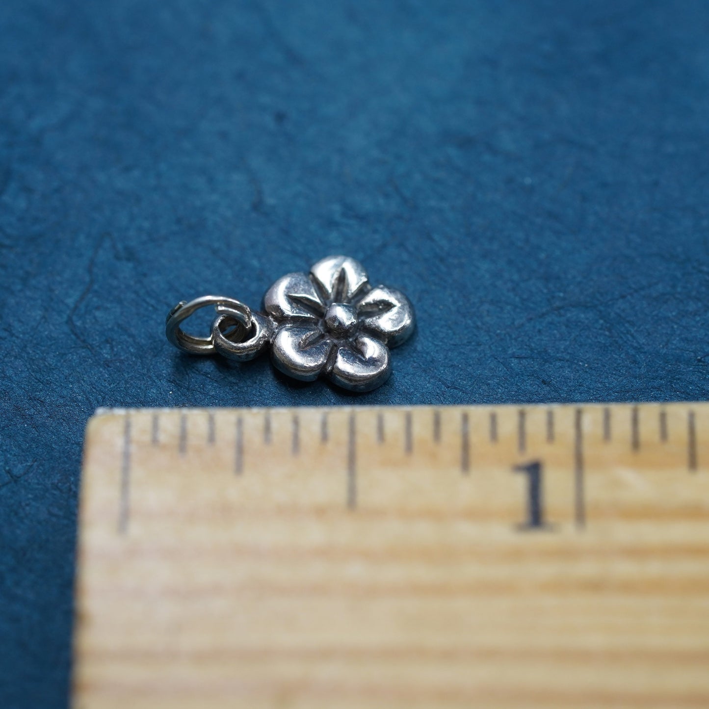 Vintage Sterling silver handmade pendant, 925 sunflower flower charm