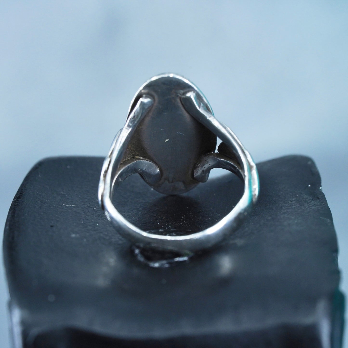 Size 7, vintage Sterling 925 silver handmade ring with marquise shaped opal