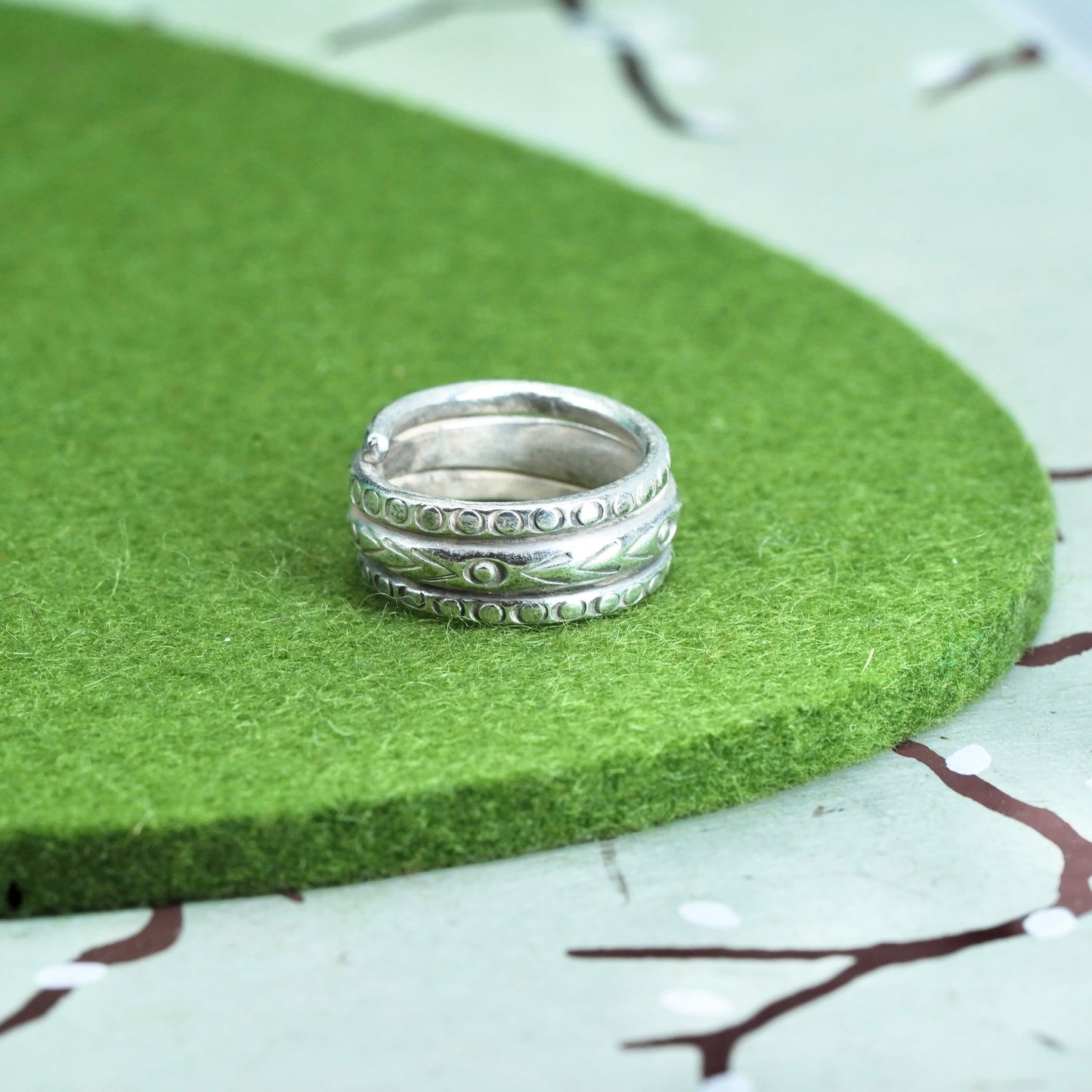 Size 5.5, vintage sterling silver handmade statement ring, 925 wrap band