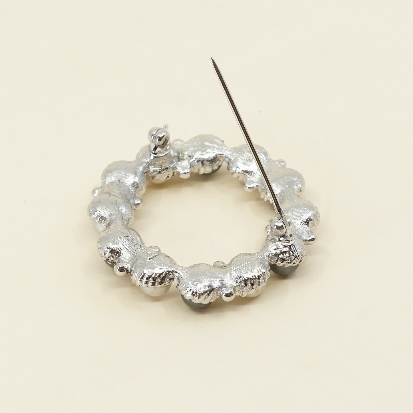 Vintage Sterling silver handmade brooch, Mexico 925 silver circle with pearl, simple, elegant, Stamped Avon, silver tested