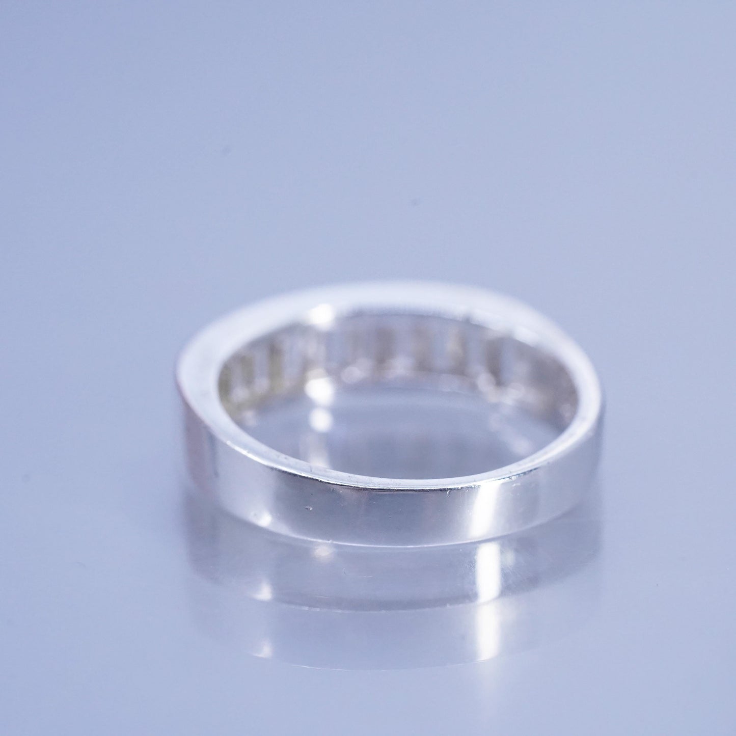 Size 8, vintage Sterling 925 silver handmade band ring with cluster Cz
