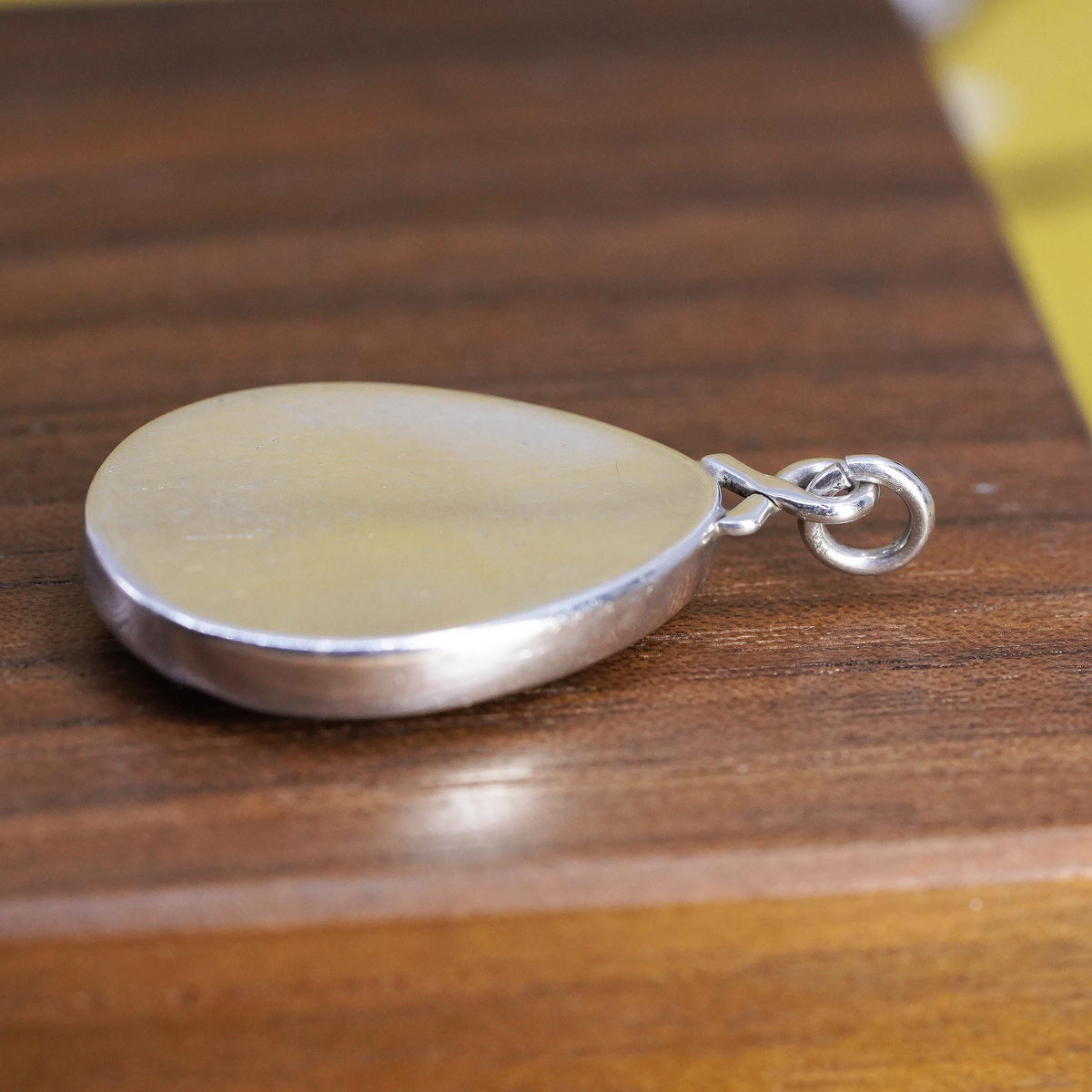 Vintage southwestern Sterling 925 silver teardrop pendant with landscape jasper