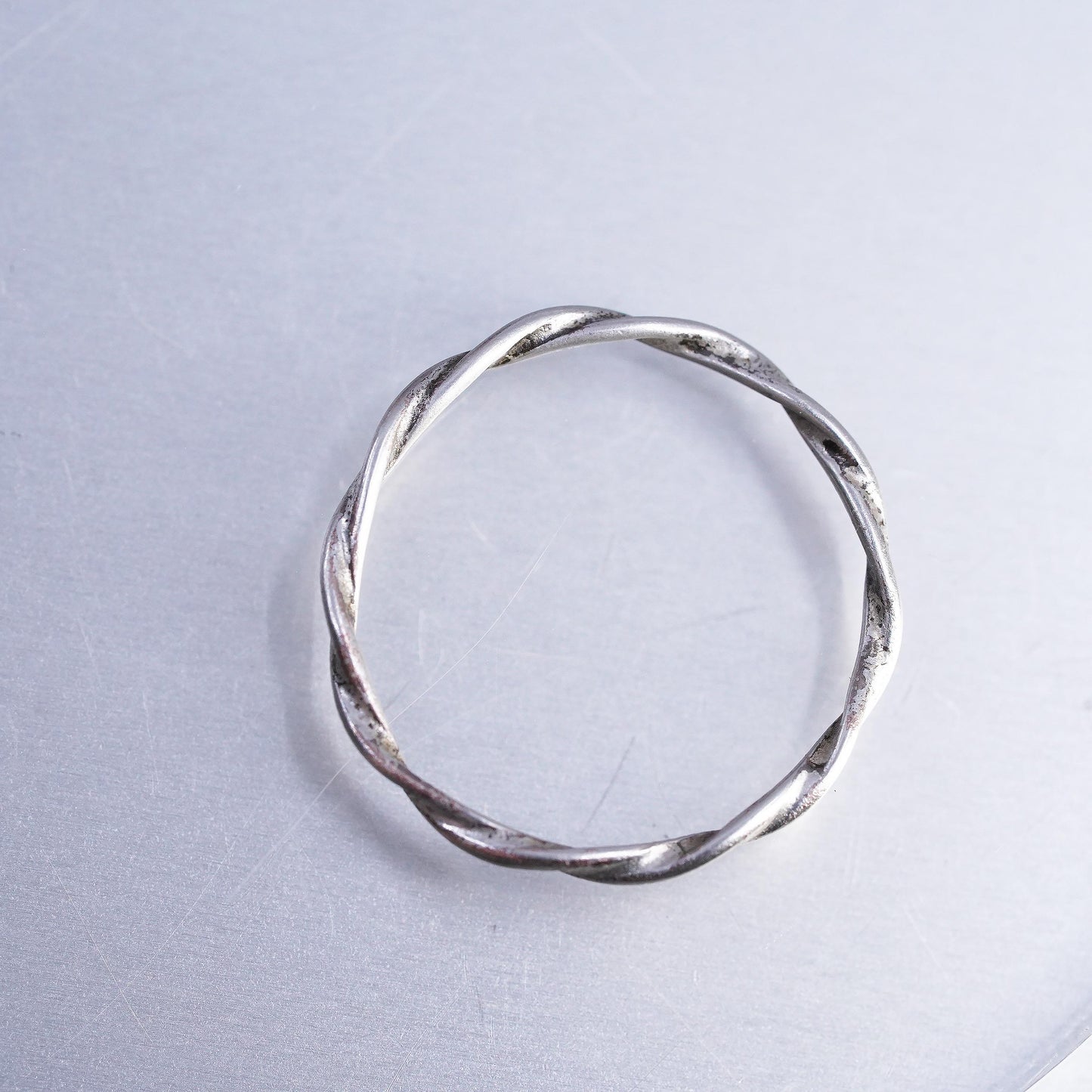 Size 7.25, vintage southwestern Sterling 925 silver cable ring, stackable band