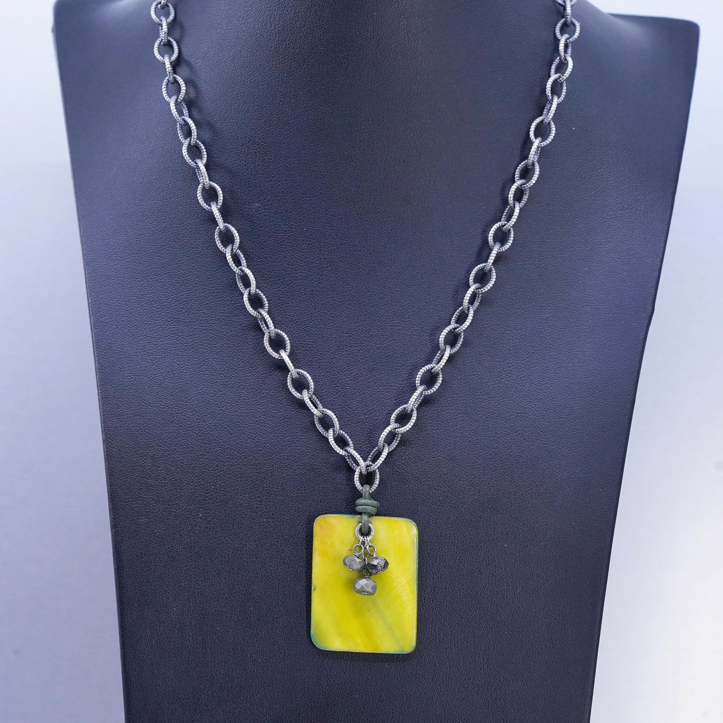 18", Silpada Sterling 925 Silver Green Mother of Pearl Pyrite Necklace N1133