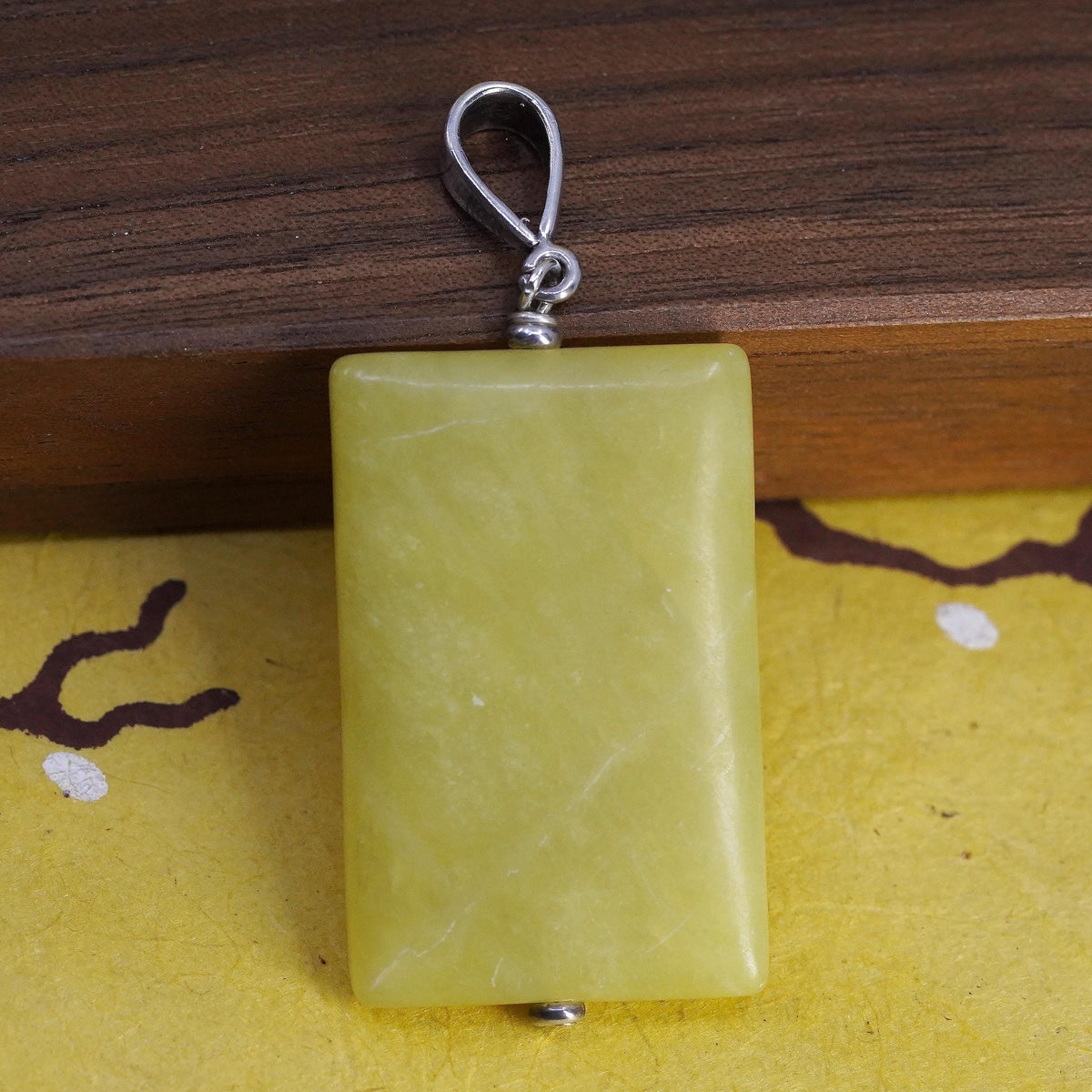 Vintage Sterling silver pendant, solid 925 silver bail with rectangular shaped jade