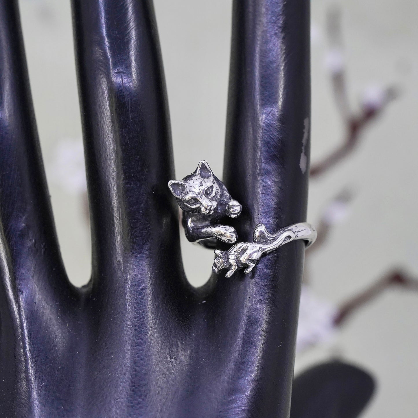 Size 6, vintage sterling silver handmade ring. 925 silver cat rat band