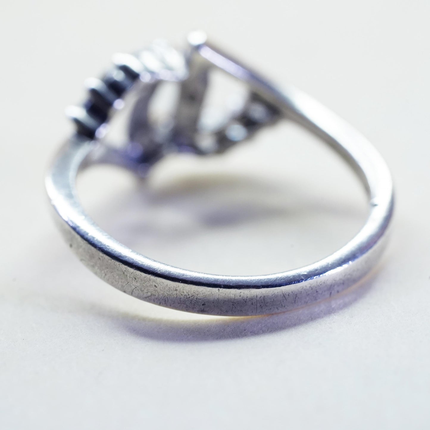 Size 7, vintage sterling 925 silver ring with CZ, stackable band