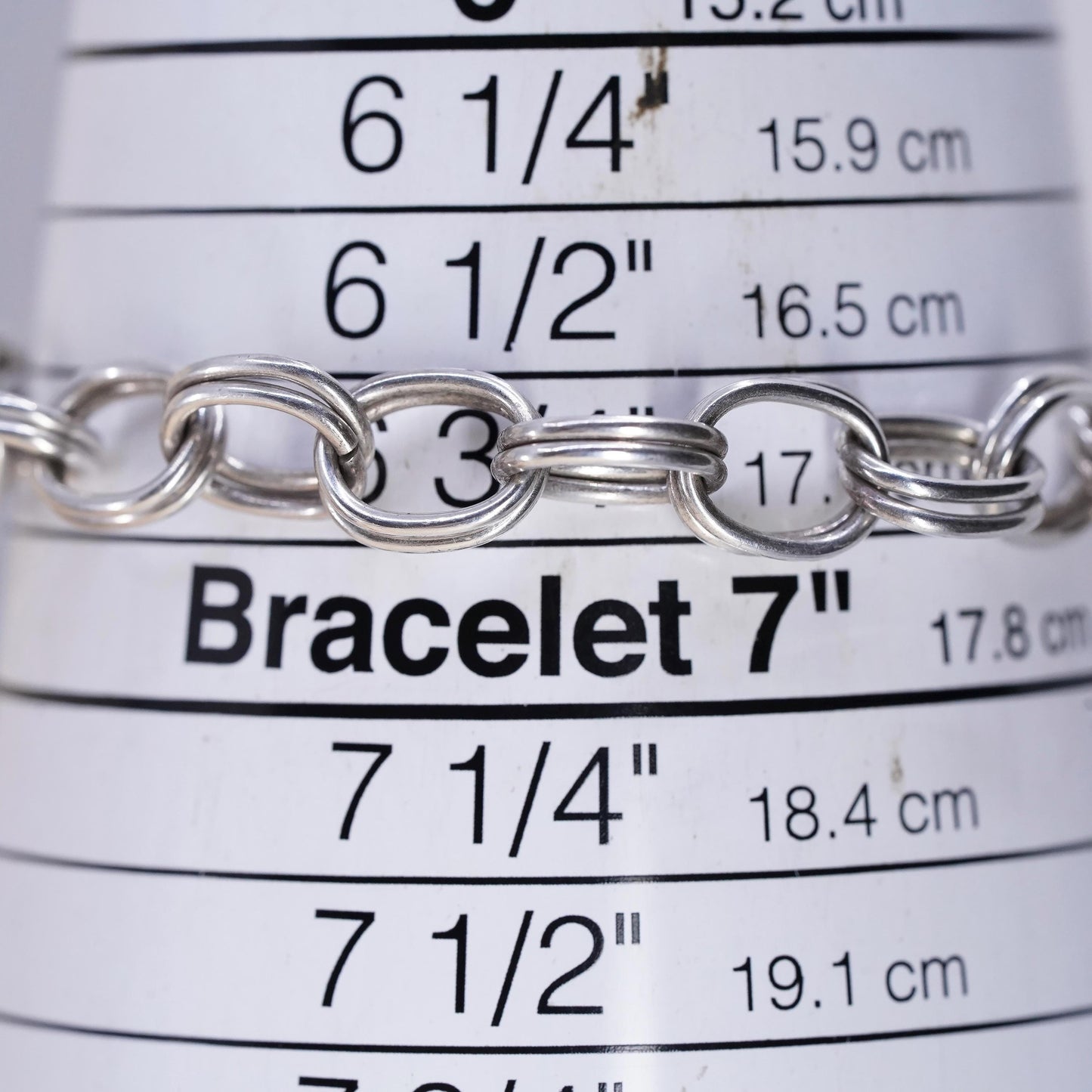 6.75", VTG sterling 925 silver textured circle charm bracelet toggle closure
