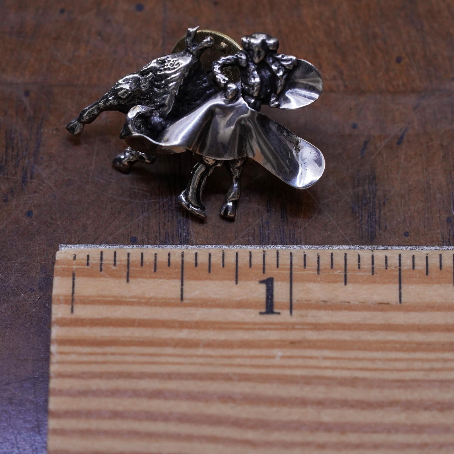Vintage handmade sterling 925 silver matador bull brooch, pin