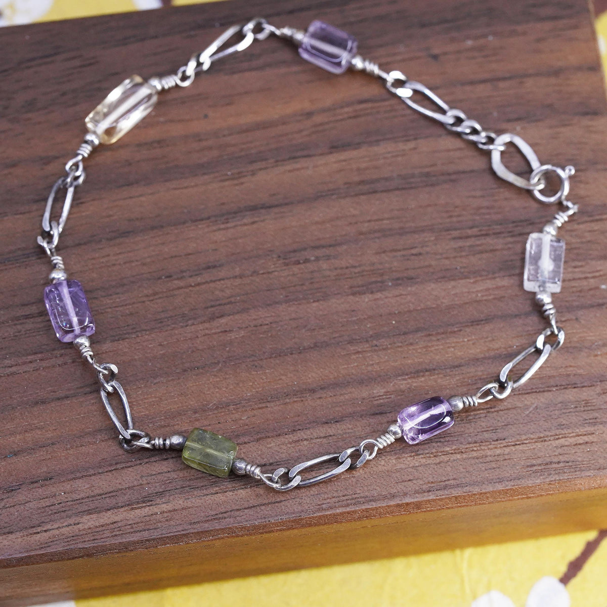 7", VTG Sterling silver handmade bracelet, multi color crystal beads bracelet