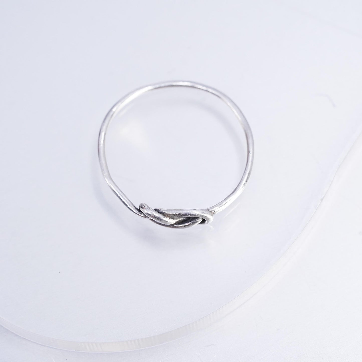 Size 8, vintage Sterling 925 silver handmade ring, knotted band