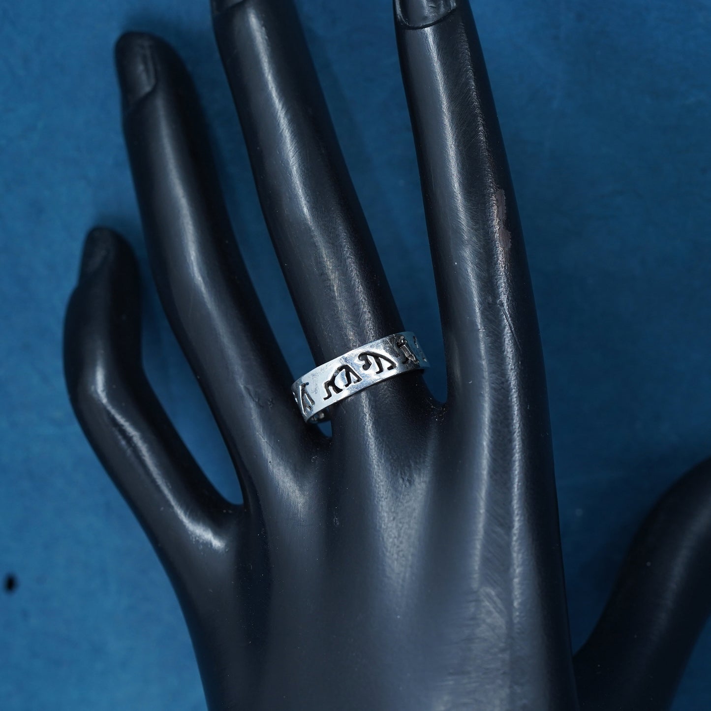 Size 7.75, Sterling silver handmade ring, 925 prayer band with figure cut out