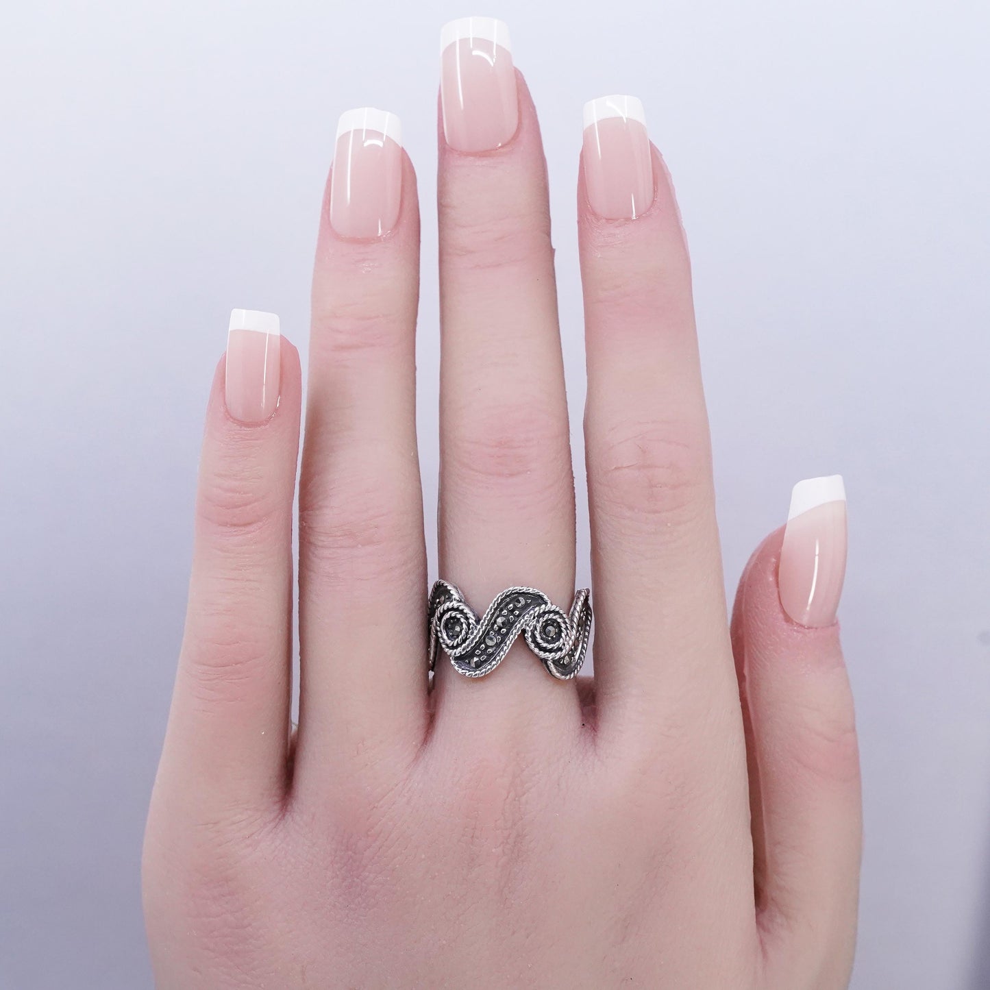 Size 7, southwestern Sterling 925 silver wave ring, band cluster marcasite