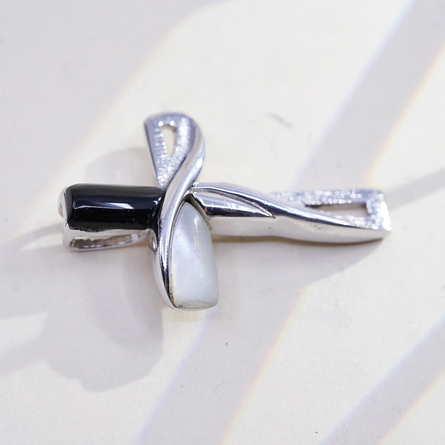 Vintage sterling silver handmade pendant, 925 cross with heart mother of pearl