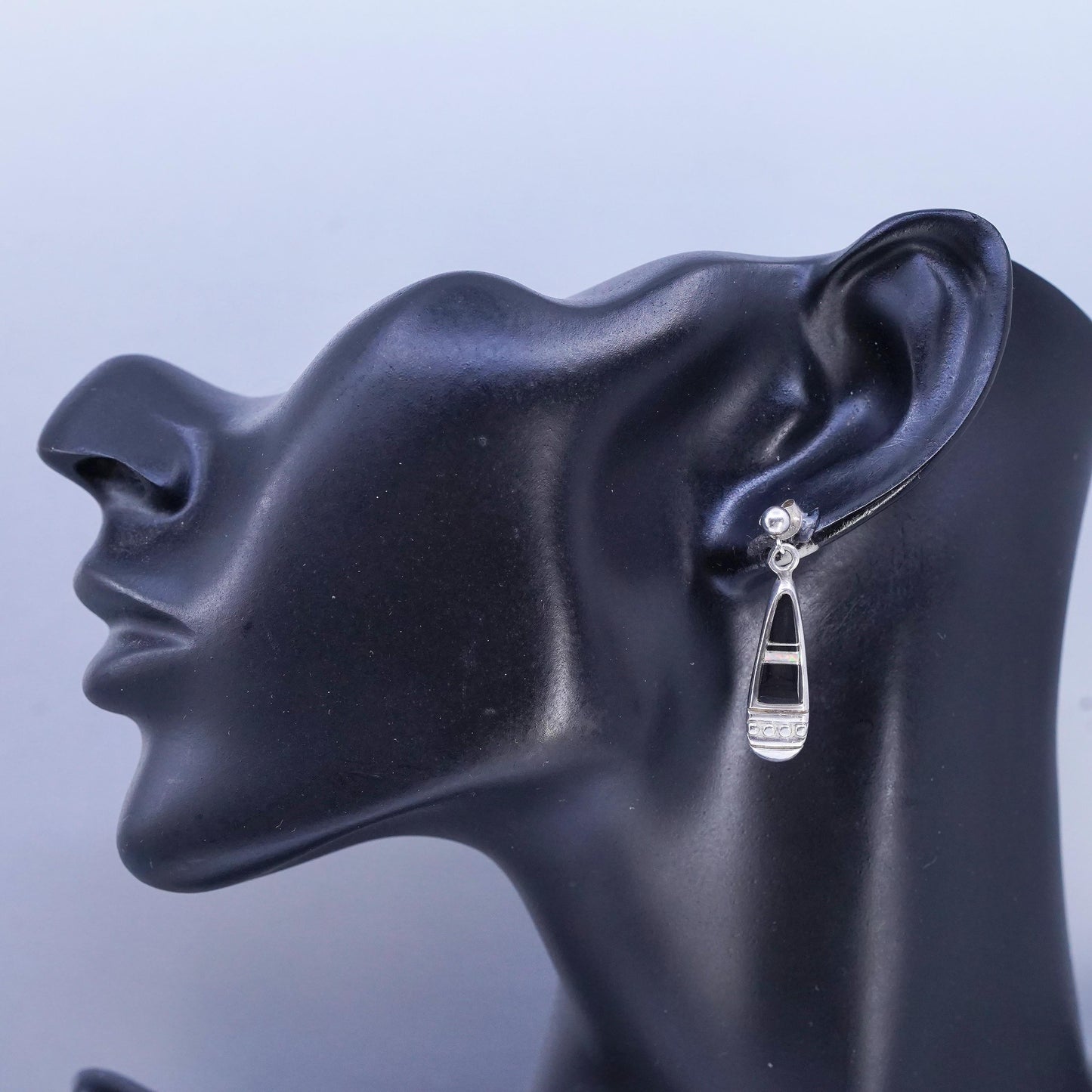 Native American Navajo Ervin Hoskie sterling 925 silver teardrop earrings onyx