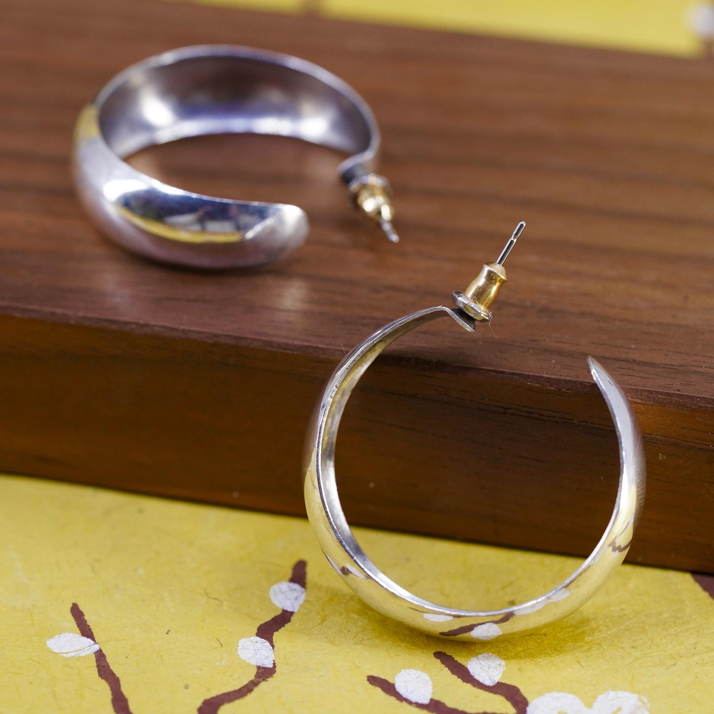 1.25", Vintage southwestern Sterling silver hoop earrings, 925 huggie studs