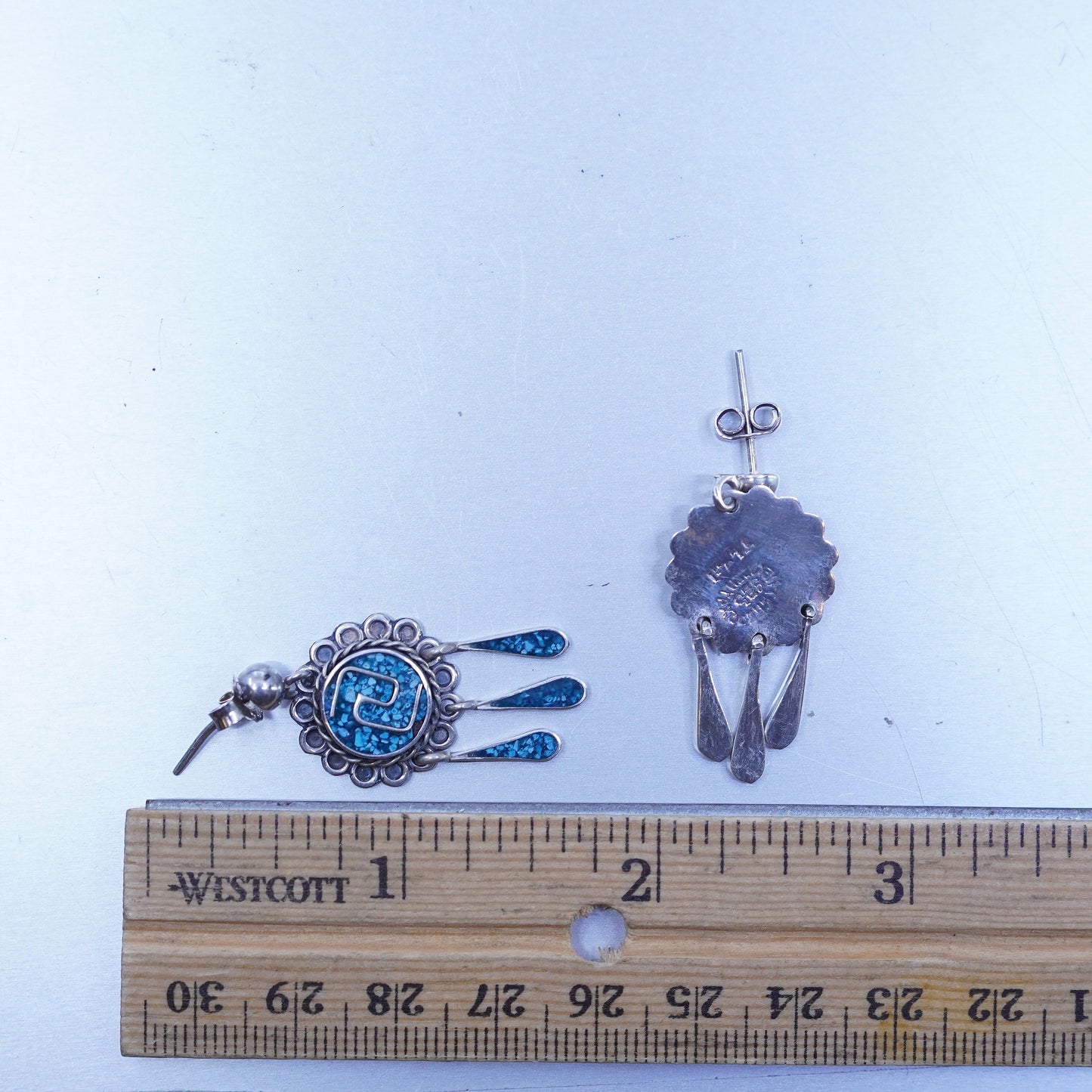 Vintage Mexican Sterling 925 silver handmade earrings w/ turquoise chips inlay