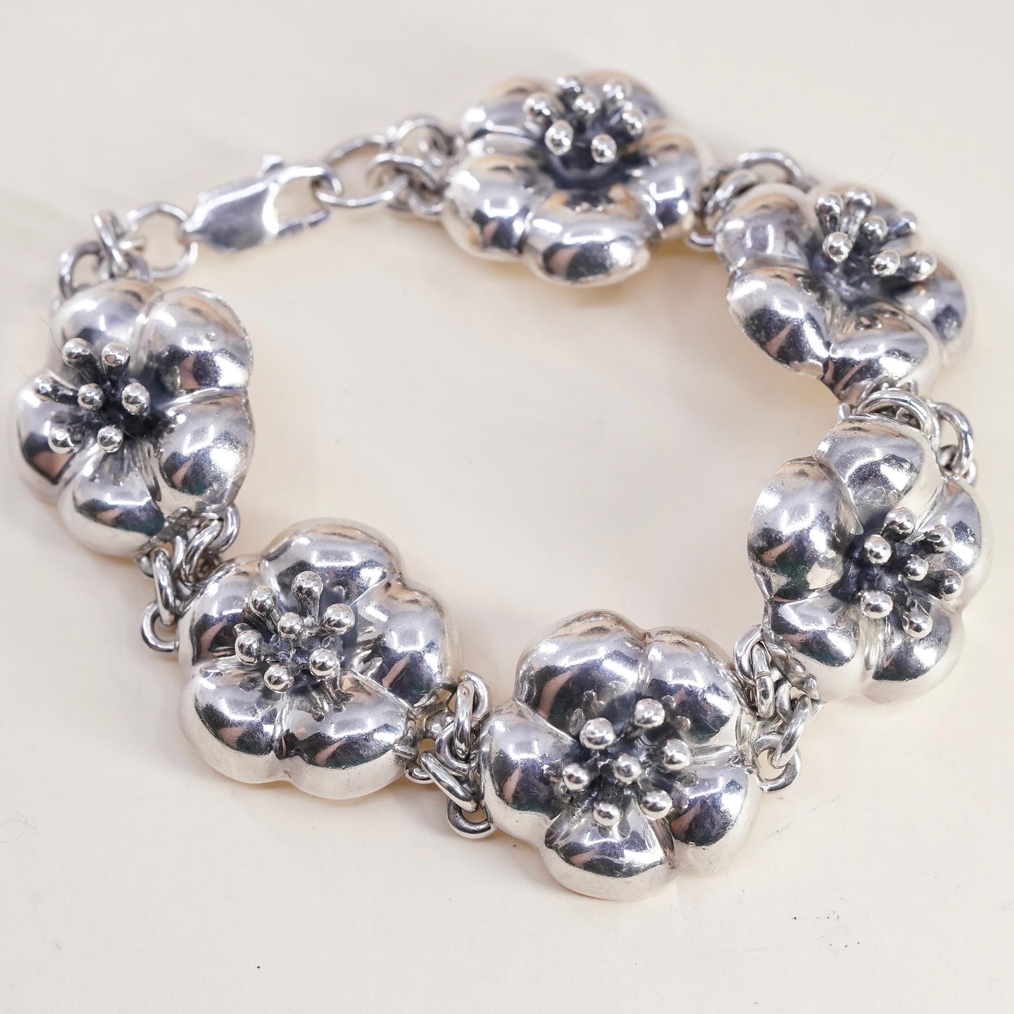 7", VTG Mexican JRI sterling silver bracelet, cherry blossom flower link chain