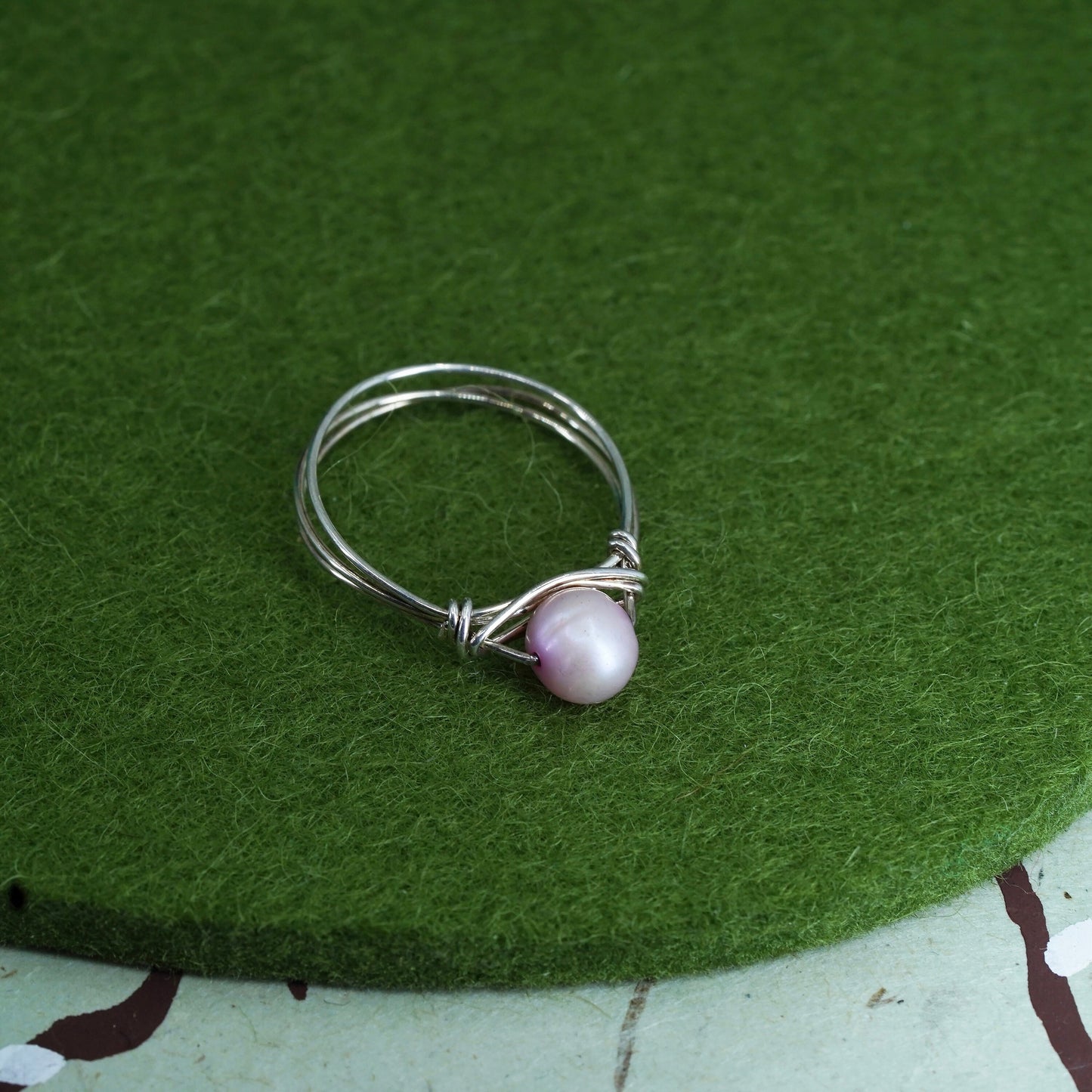Size 8, vintage sterling 925 silver handmade wired ring with pink pearl