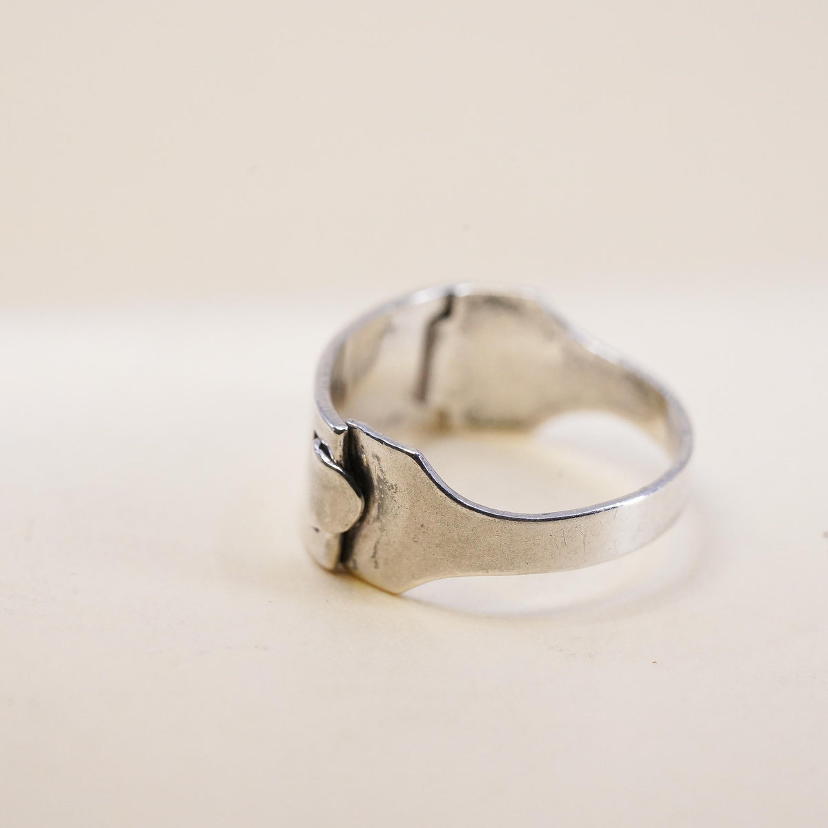 Size 4, Sterling Silver 925 Earl Name Ring, Signet Ring, Personalized Name Band