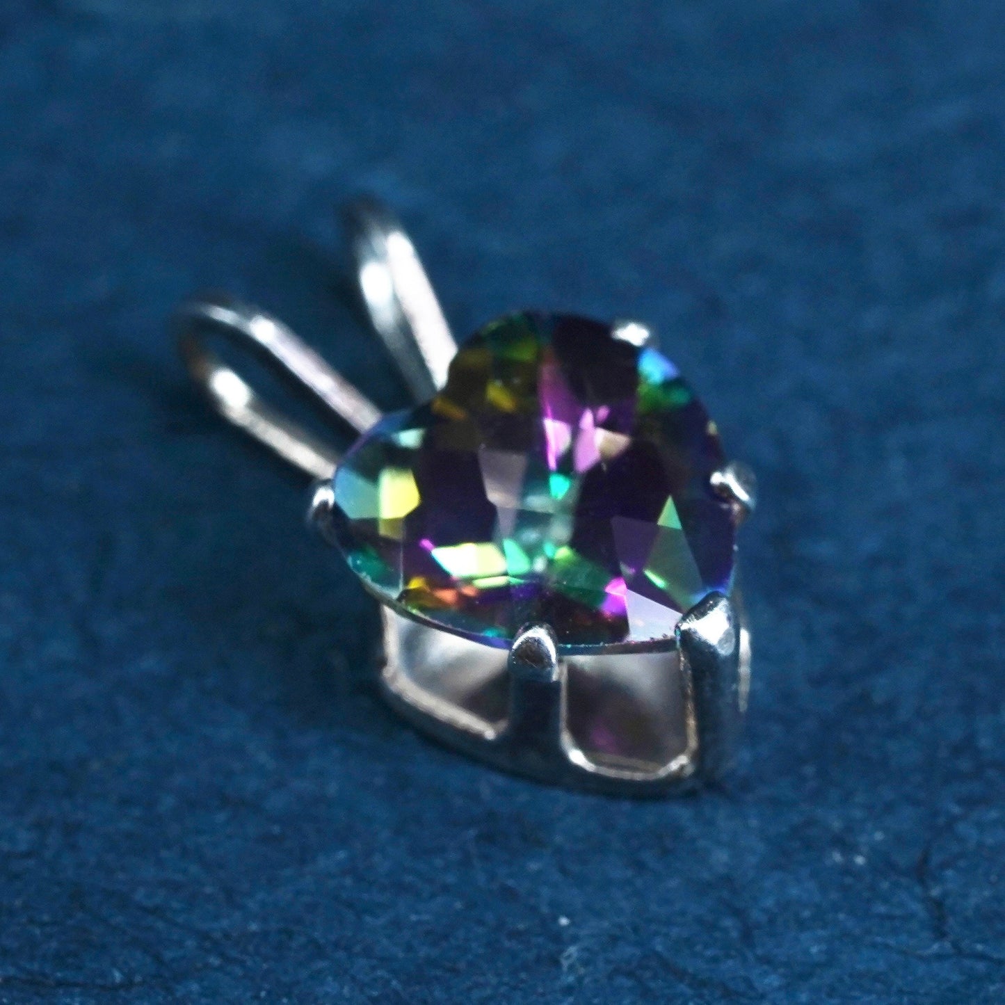 Vintage sterling 925 silver tiny pendant with heart rainbow topaz