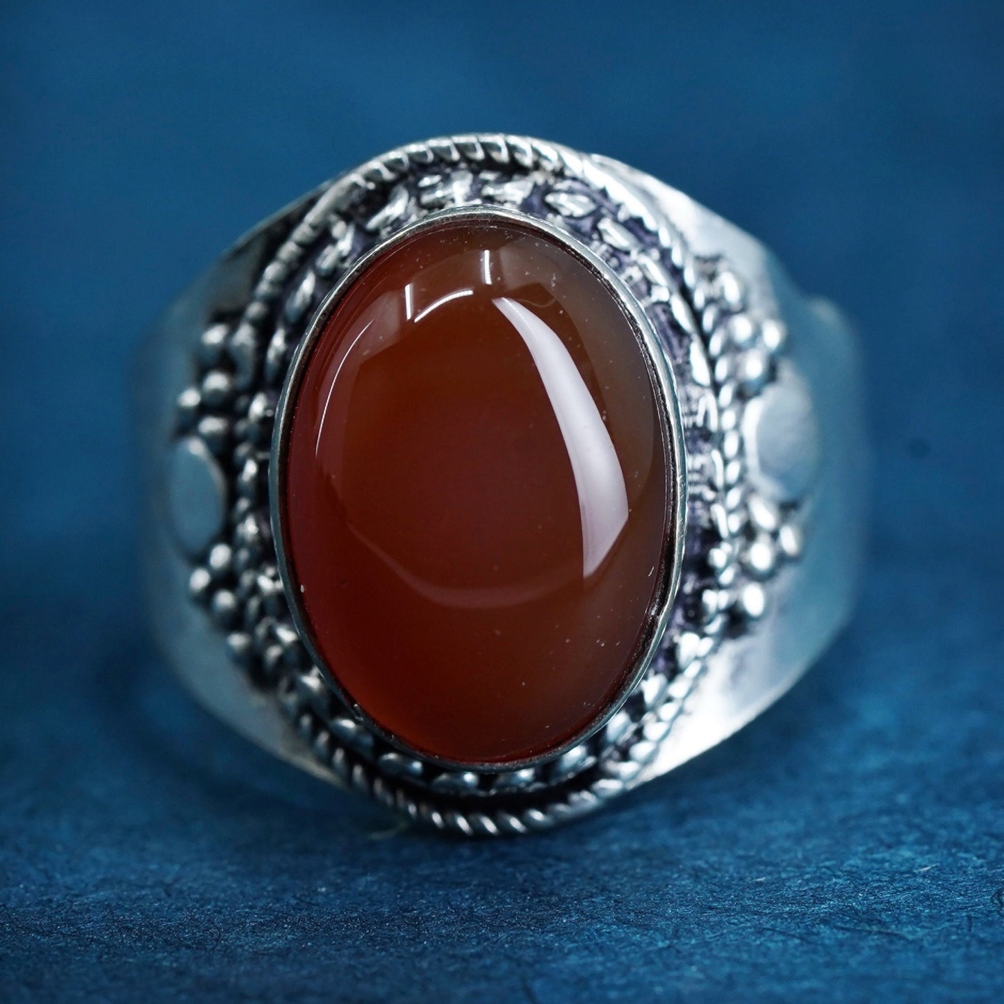 Size 8.5, vintage Sterling Silver 925 handmade ring oval Carnelian and beads