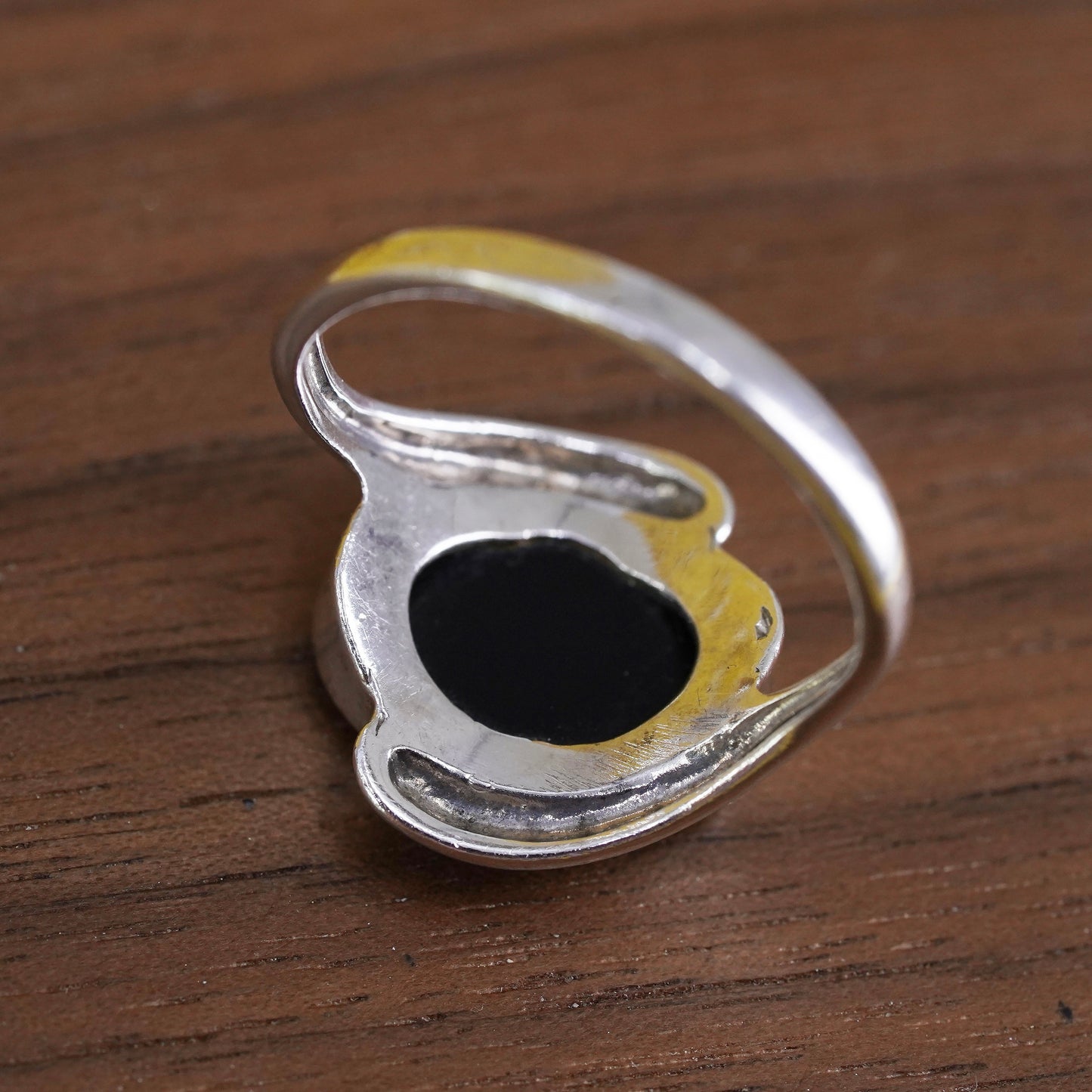 Size 6.75, vintage Sterling 925 silver handmade ring with oval onyx, stamped 925