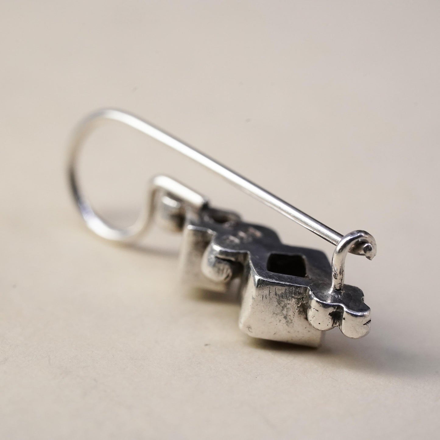 Vintage Sterling 925 Silver Dangle single earring with garnet and citrine