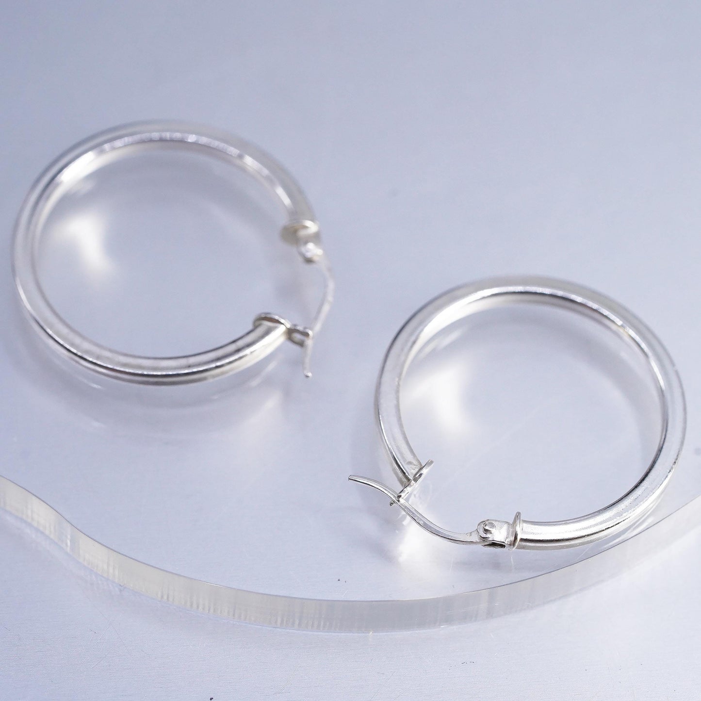 1" Vintage sterling silver 925 ribbed Huggie earrings Hoops