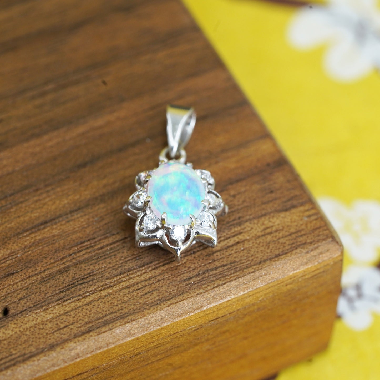 Vintage Sterling 925 silver handmade oval pendant with opal and cz