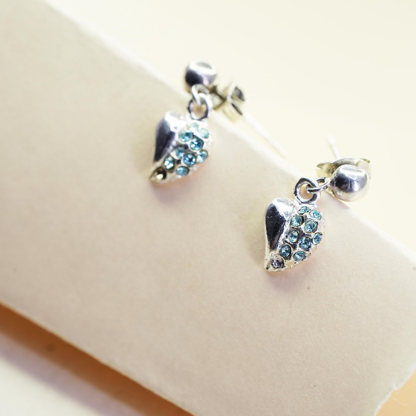 Vintage sterling 925 silver handmade earrings with heart dangles and green cz