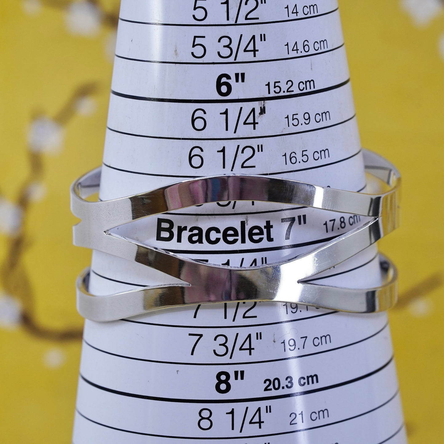 7", Vintage Mexican Sterling silver handmade bracelet, wavy 925 wide cuff