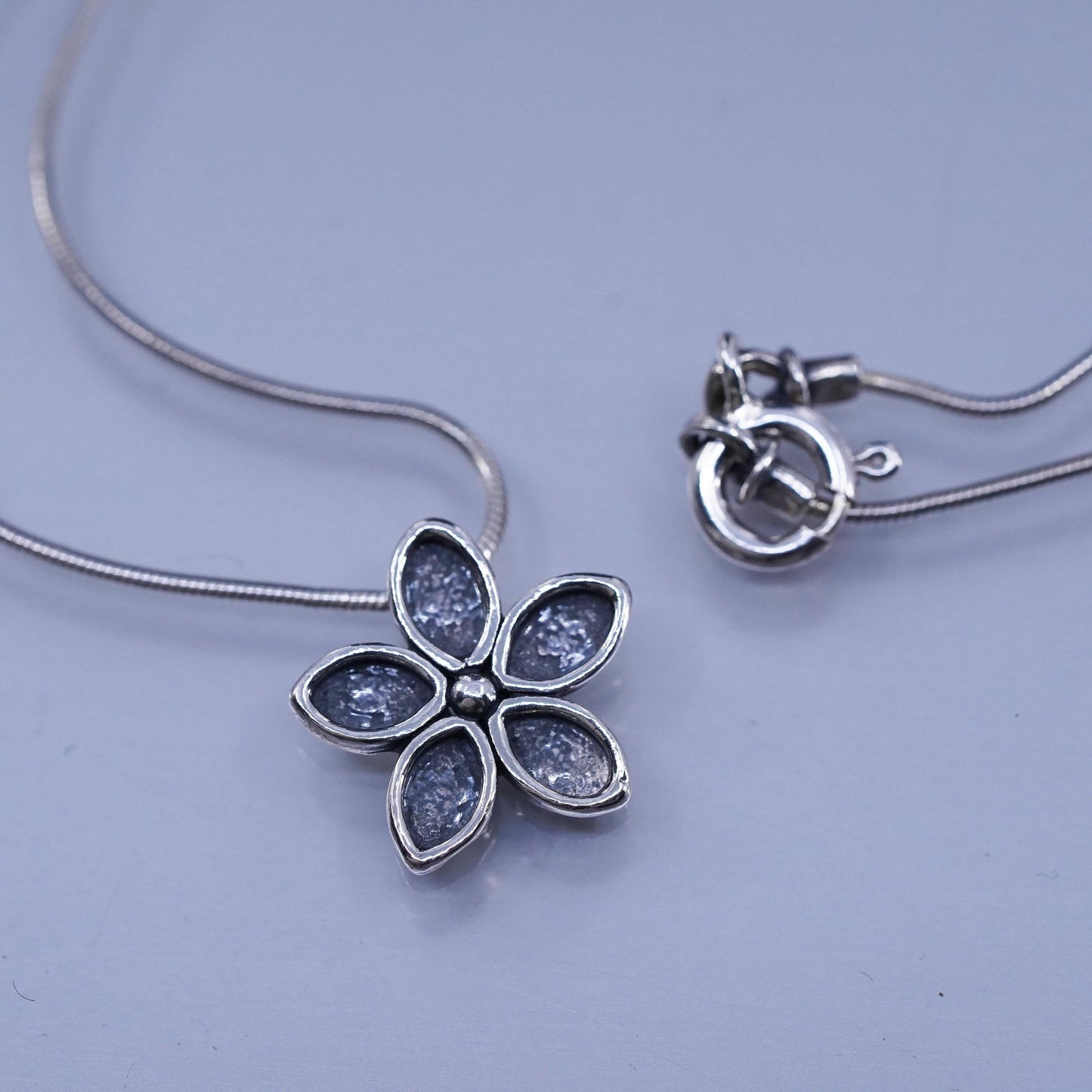 16”, Silpada Oxidized Sterling 925 Silver Daisy Flower Pendant Necklace N1276