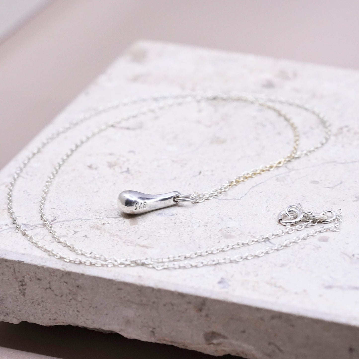 18”, vintage Sterling silver necklace, 925 circle chain with teardrop pendant