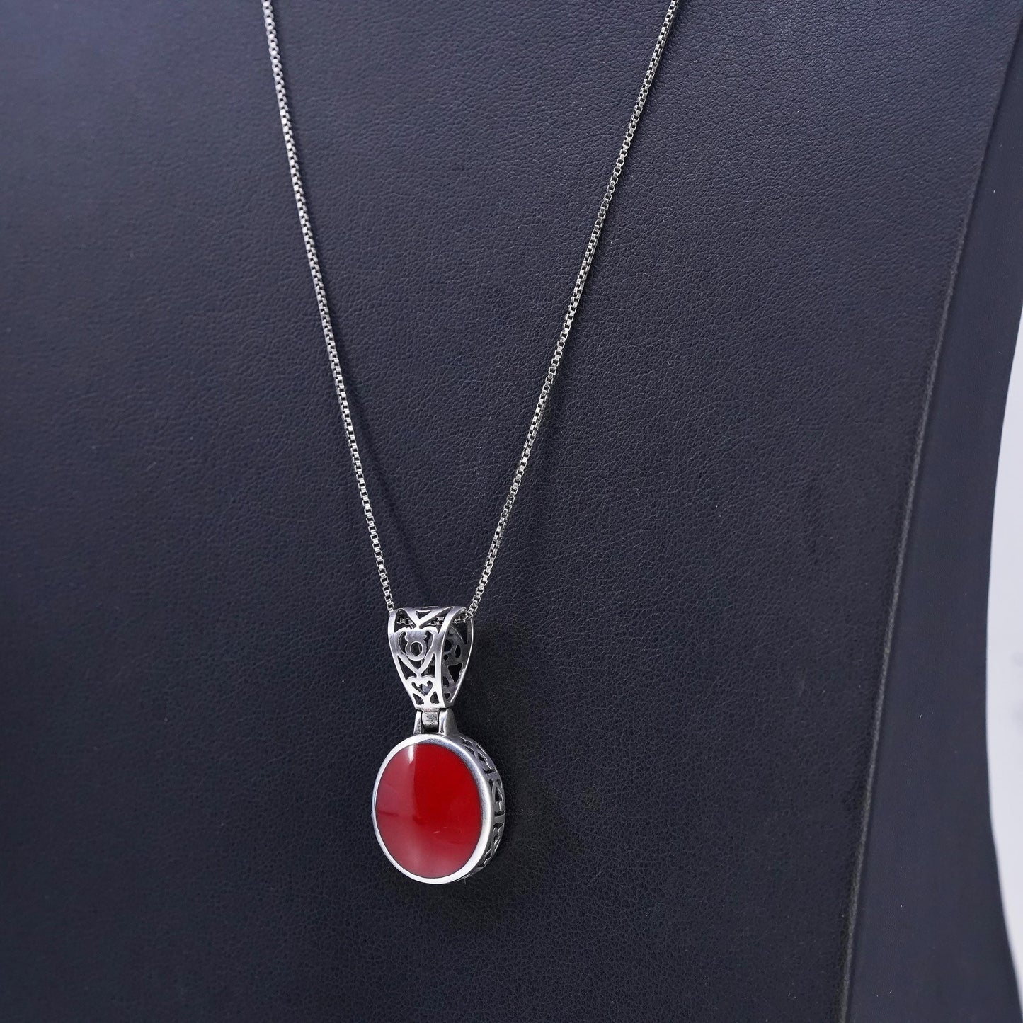 21", vintage Sterling 925 silver handmade box chain necklace red Onyx pendant