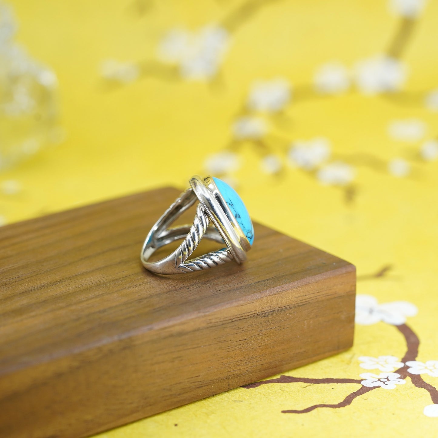 Size 7, 14K yellow gold trim with Sterling silver ring 925 cable band turquoise