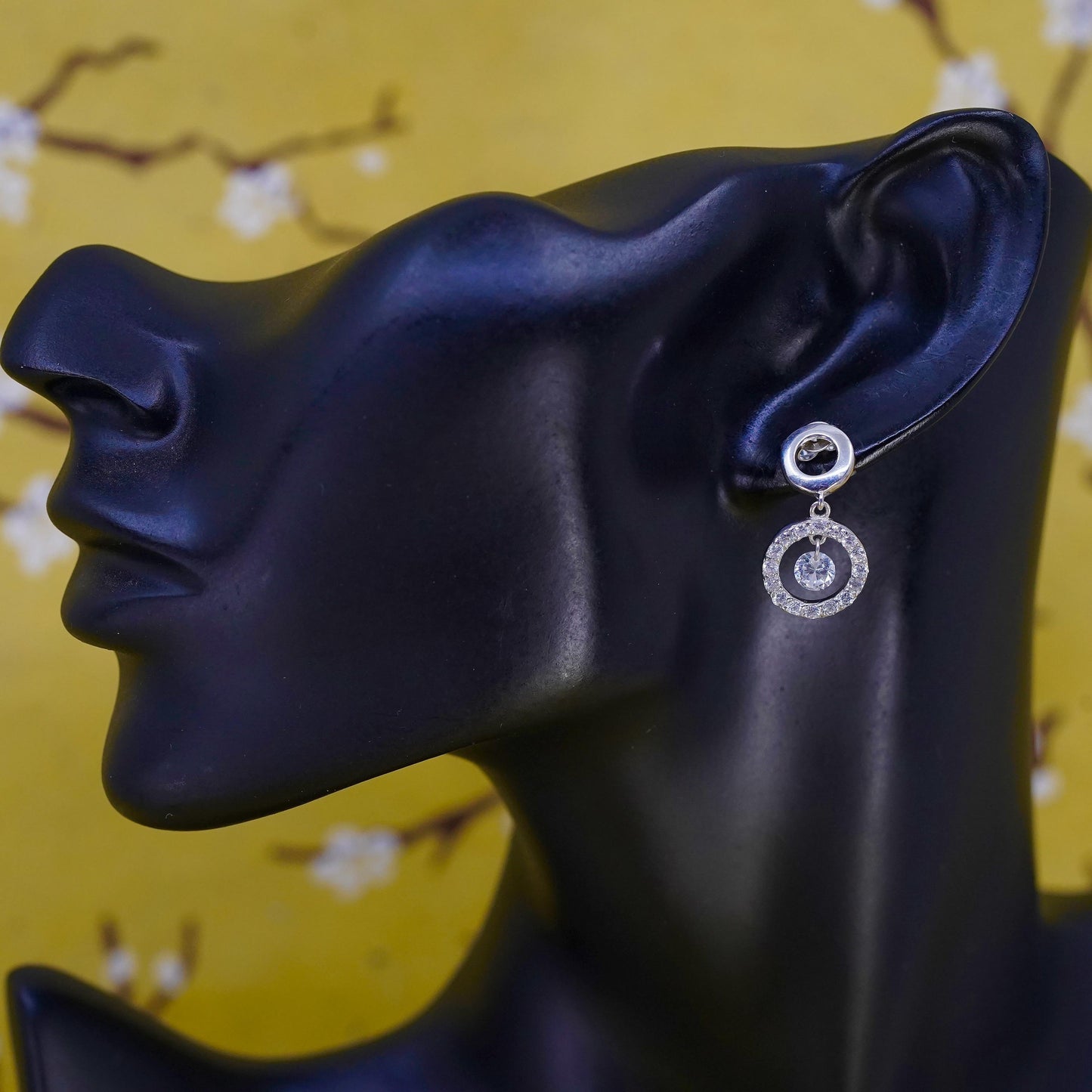Vintage Elegant Sterling 925 silver earrings with cz circle dangles