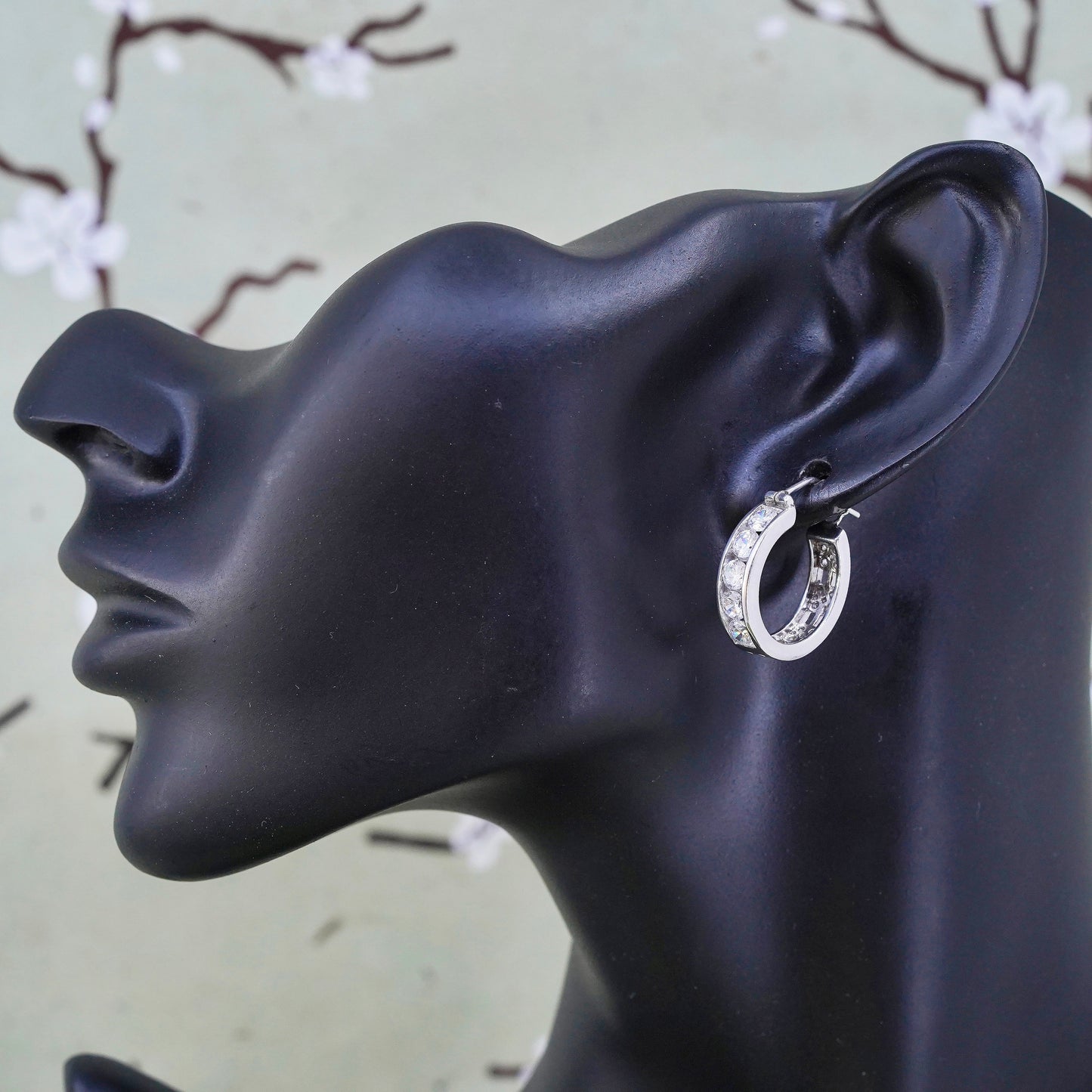 0.75”, Vintage Sterling silver handmade earrings, filigree 925 Huggie hoops cz