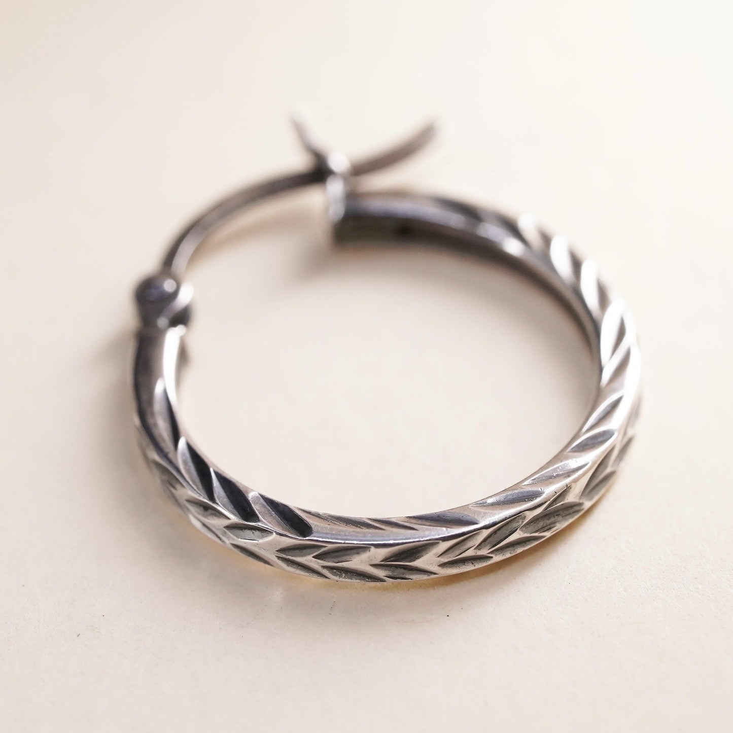 0.75", Vintage sterling 925 silver loop single earring, fashion primitive hoop