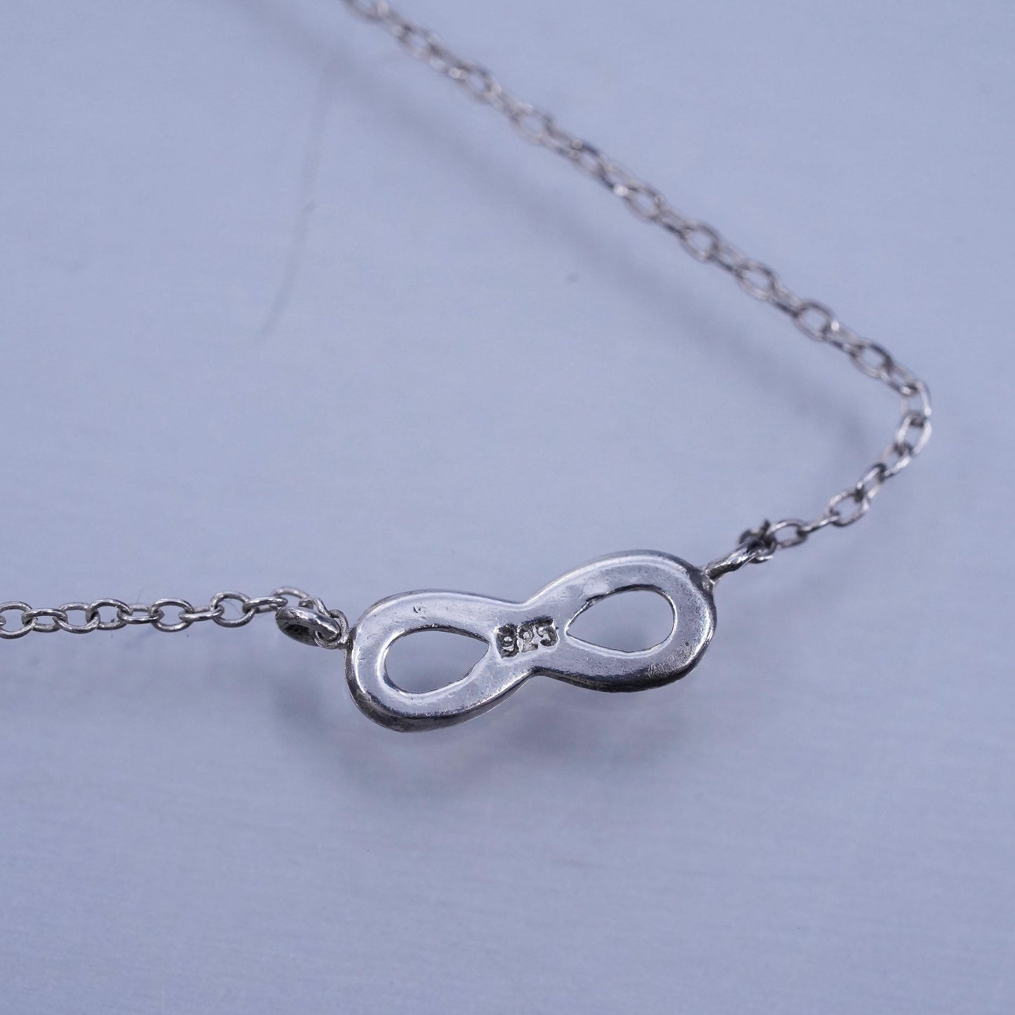 18”, vintage Sterling 925 silver circle pendant necklace with infinity pendant